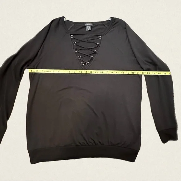 Torrid Black Lattice Front Crew Neck Long Sleeve Pullover Sweater - Picture 8 of 10